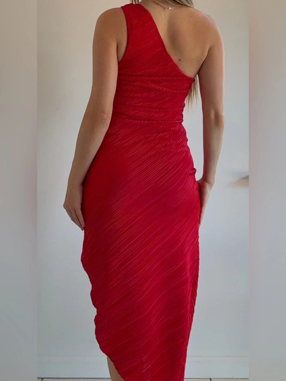 Asymmetric One-Shoulder Red Pleated Midi Dress